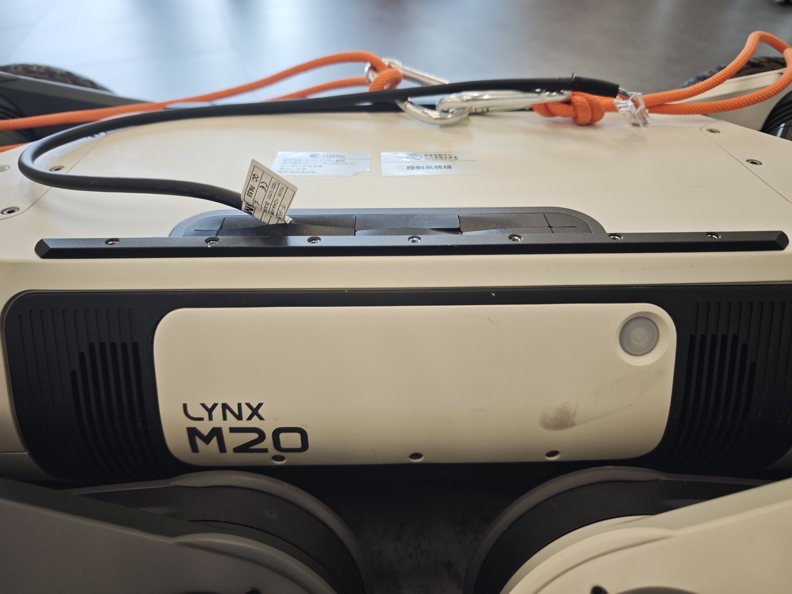 LYNX M20 wheel-legged quadruped